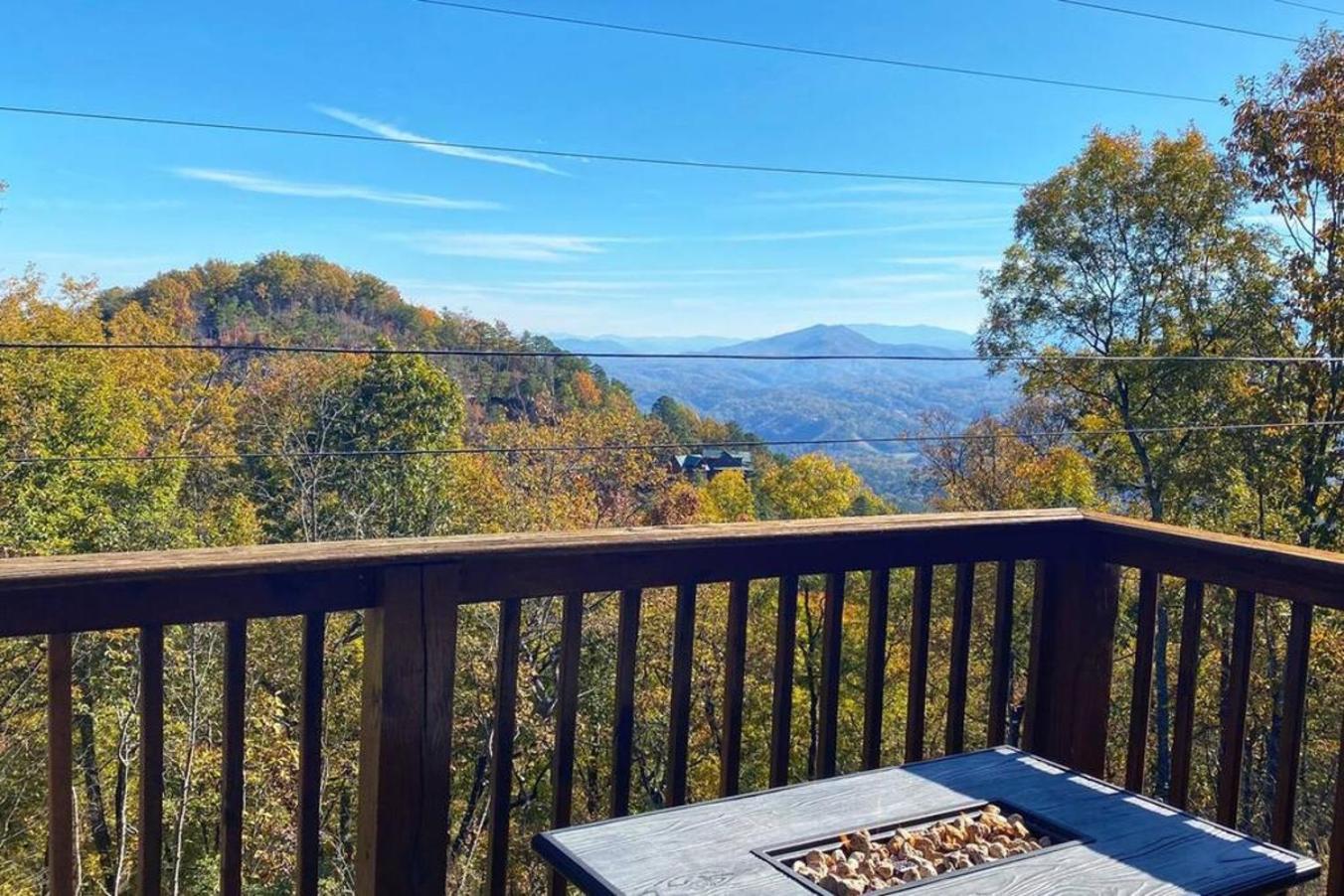 Gorgeous Wgreat Views, Pool, Game *