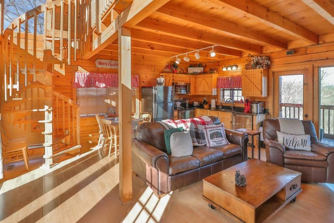 Holiday home Gorgeous Wgreat Views, Pool, Game Sevierville